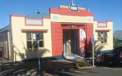 Gentle Wellness Dance Raglan